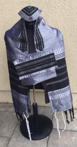 https://shalomhouse.com/wp-content/uploads/2018/01/gray-black-silk-275.jpg